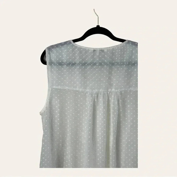 0859. BLACK RAIN WHITE SLEEVELESS TOP SWISS DOTS DETAIL WITH CROCHET FRONT - Picture 9 of 9